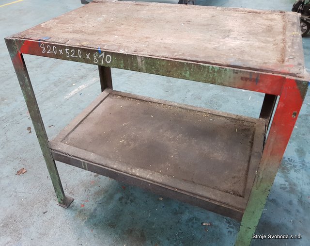 Pracovní stůl - ponk 820x810x520 (1-Pracovni stul-ponk  (3).jpg)